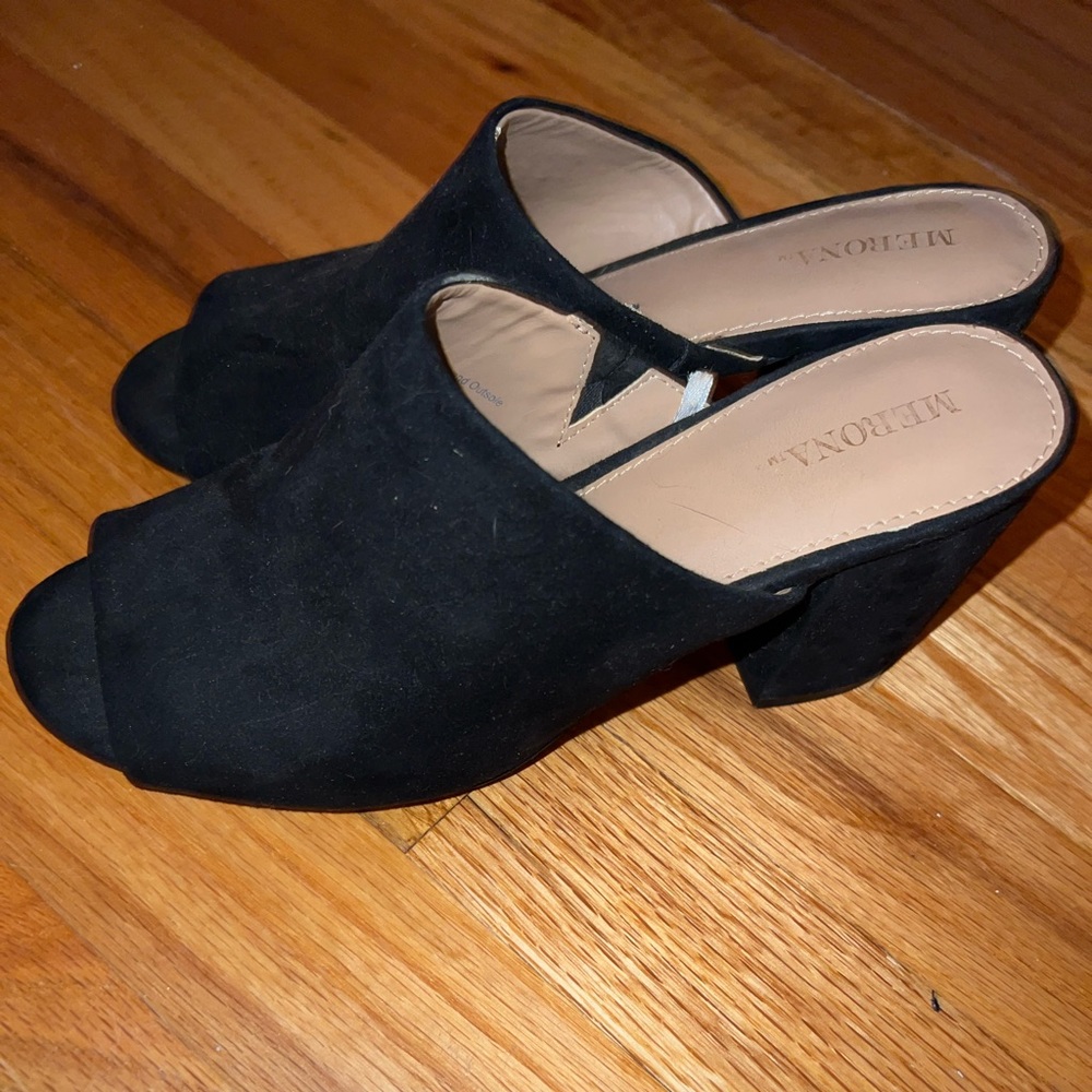 Black open toe open back chunky heel size 6